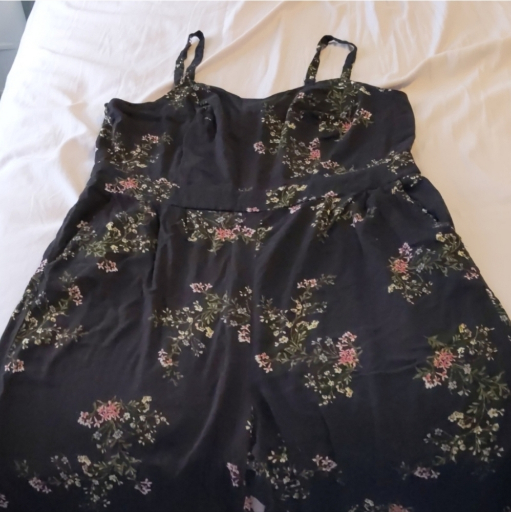 Comfortable jumpsuit with pockets